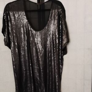 BCBG- Silk 100% Sequin Black Top-Size L Beautiful stylish, Excellent condition
